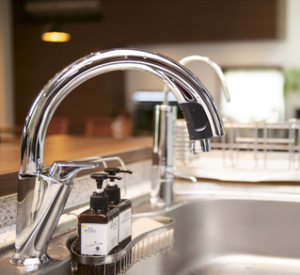 タッチレス水栓ナビッシュ